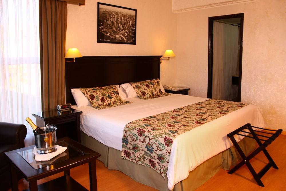 Ramada By Wyndham Buenos Aires Hotell Vicente López Eksteriør bilde