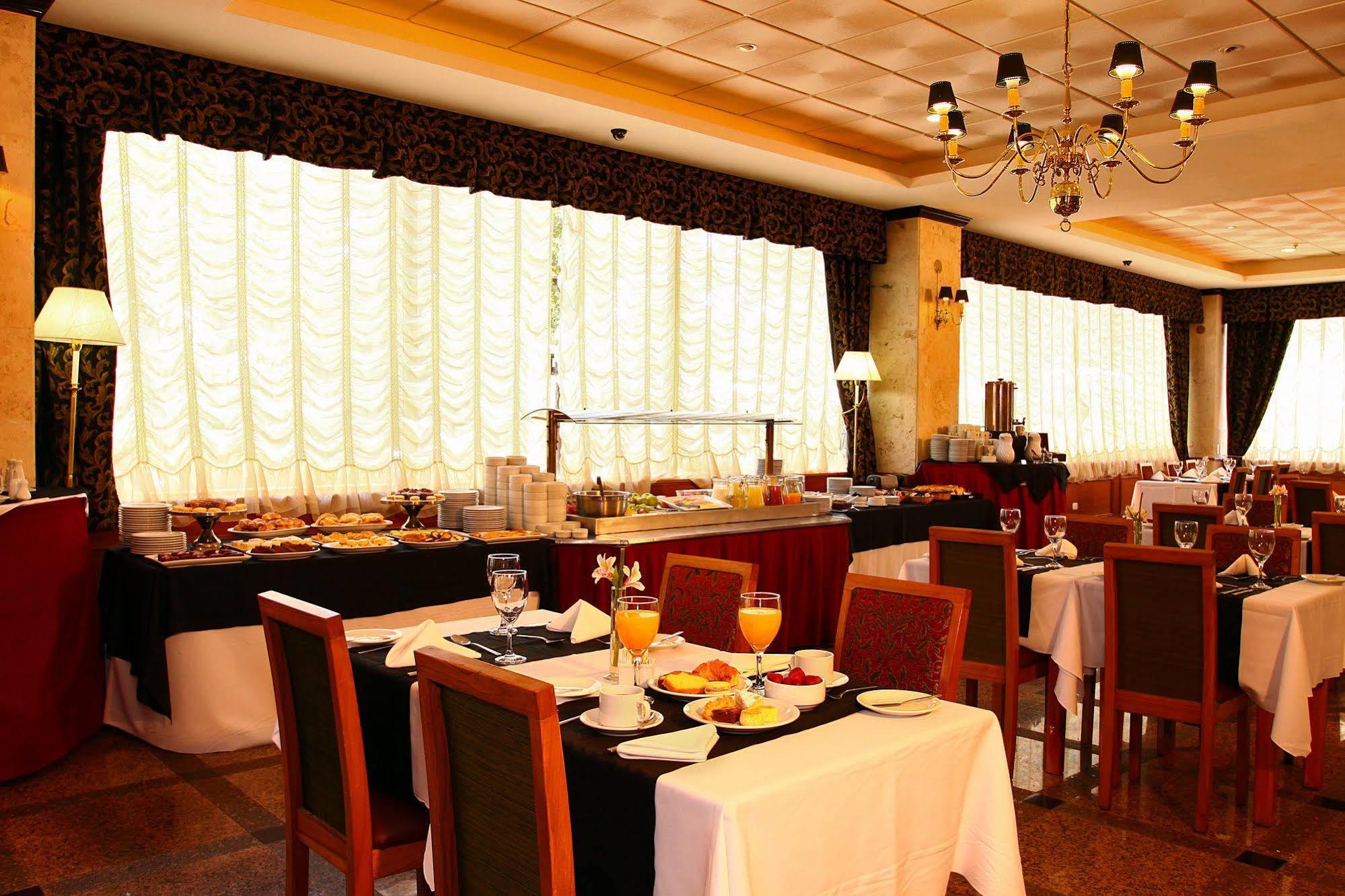 Ramada By Wyndham Buenos Aires Hotell Vicente López Eksteriør bilde