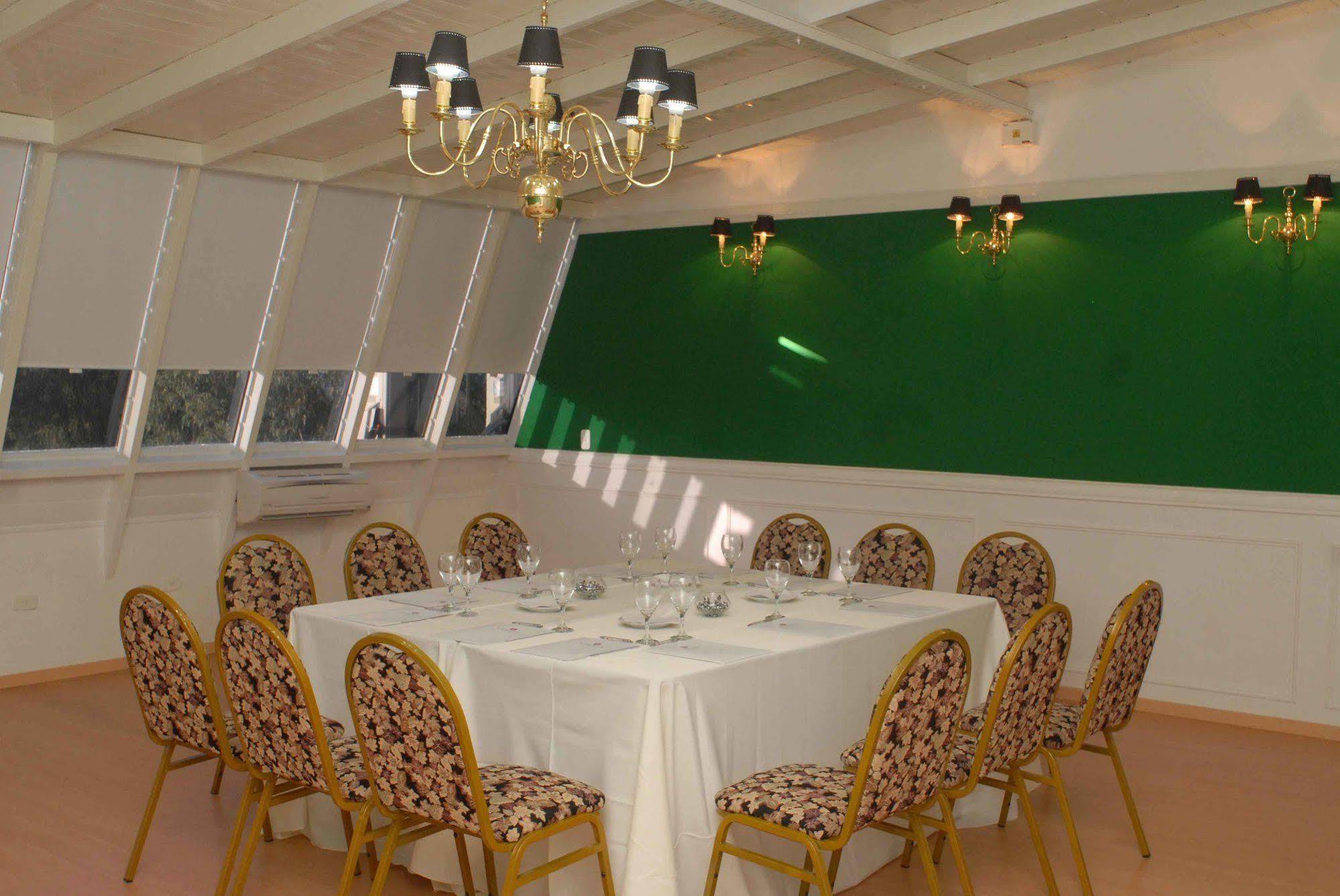 Ramada By Wyndham Buenos Aires Hotell Vicente López Eksteriør bilde