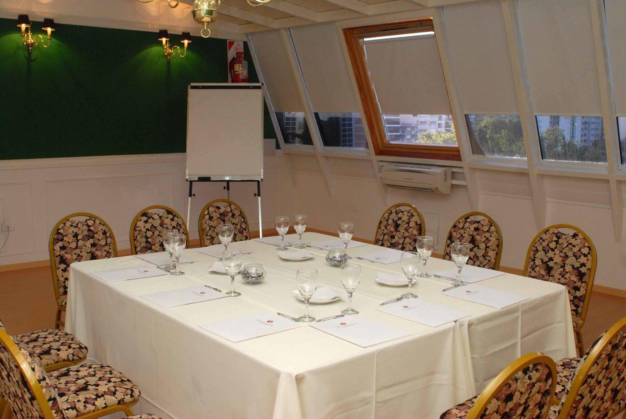 Ramada By Wyndham Buenos Aires Hotell Vicente López Eksteriør bilde