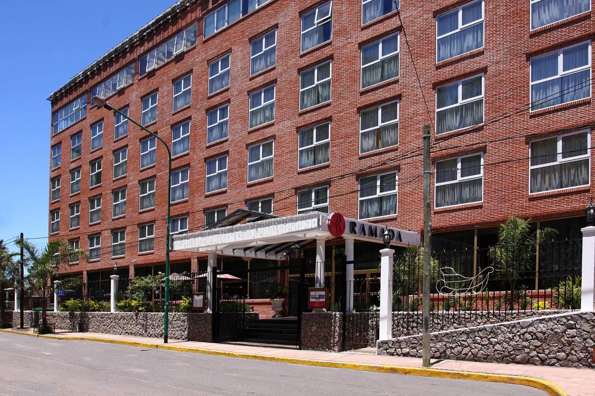 Ramada By Wyndham Buenos Aires Hotell Vicente López Eksteriør bilde